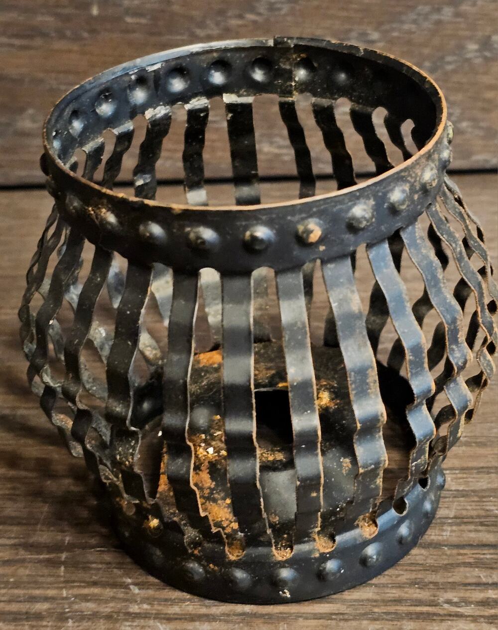 Vintage 1971 HomeCo Home Interiors Black Metal Gothic Votive Candle Holder 1970s